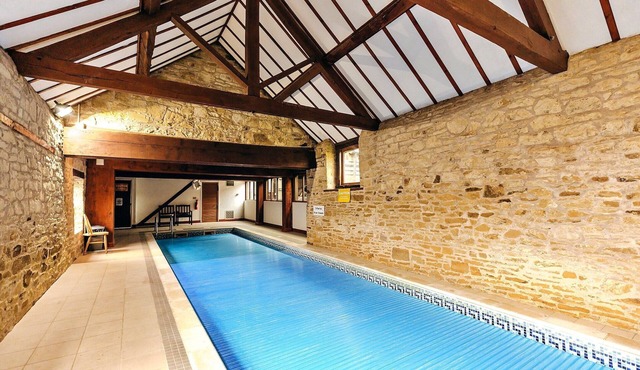 Cottage in Shropshire with Pool & Tennis