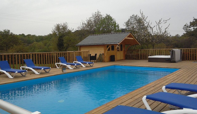 cottage in the countryside for 2 people with swimming pool jacuzzi and sauna