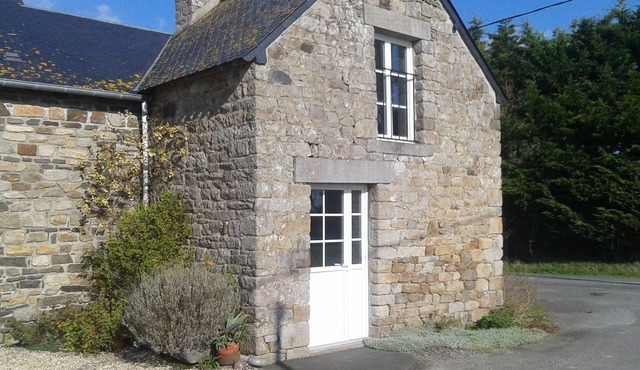 cottage in the bay of mont saint michel in the town of cherrueix