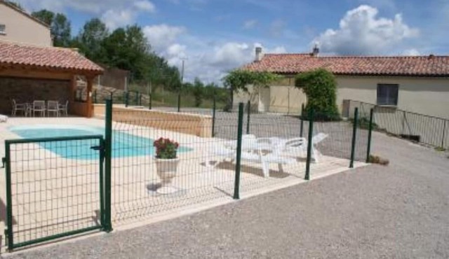 cottage in the countryside with private pool, covered summer kitchen at thégra