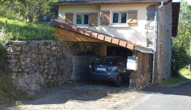 Cottage in the heart of the Forez mountains, close to hiking trails