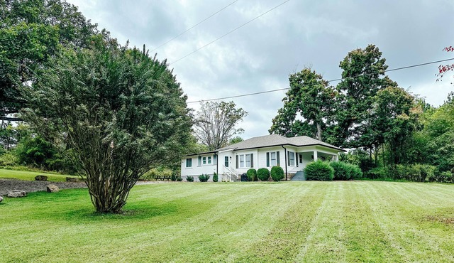 Cottage in the Pines