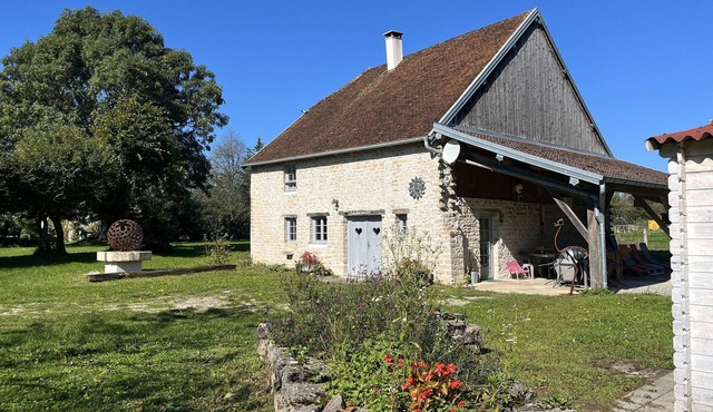 Cottage in the Valley, private garden, capacity 6 pers.