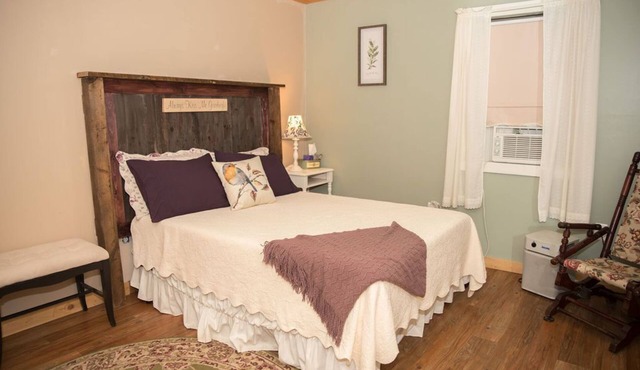 Cottage in the Woods- " Robin's Nest"- 2mi. from Ricketts Glen falls trailhead