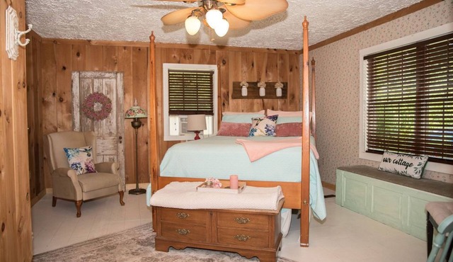 Cottage in the Woods- "Hummingbird"- 2mi from Ricketts Glen falls trailhead!