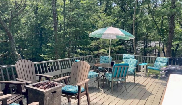 Cottage in the woods-Lake MI access