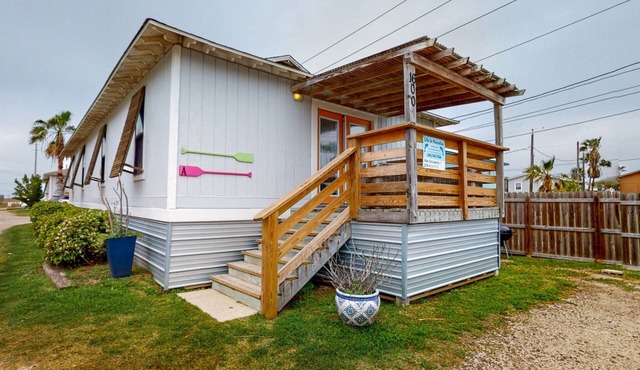 Cottage in Town, Pet Friendly