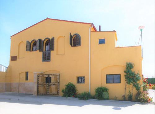 Cottage in Vila-sacra near Beaches and Aquabrava
