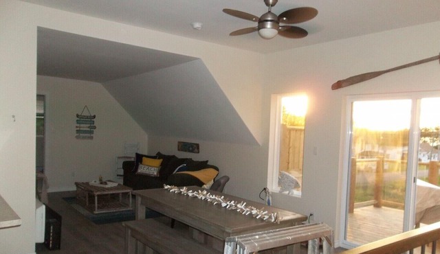 Cottage Jasmine on the Bay