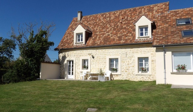 Cottage "La Grange" 8 people located in a horse farm