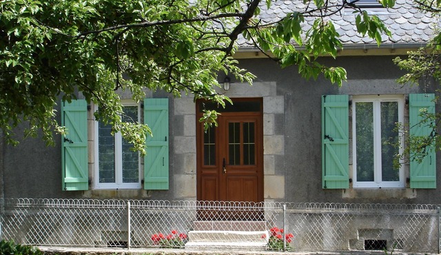 Cottage La Grange "Montruc" 15350 CHAMPAGNAC