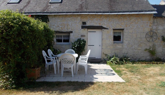 Cottage 'La Laverie' with Shared Pool, Shared Garden and Wi-Fi