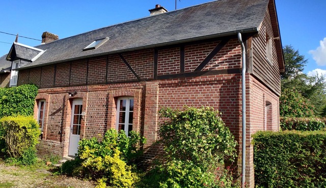 Cottage la Salamandre sleeps 6