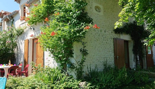 Cottage Le Breuil in Périgord - Charm and Comfort