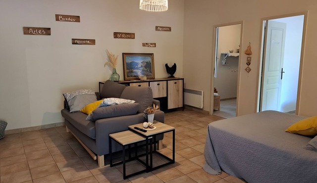 Cottage 'Le Mistralet - Grand Gîte' with Air Conditioning