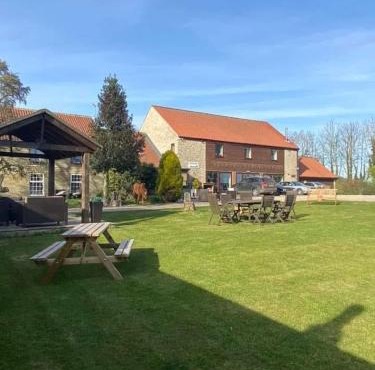 Cottage Lea's Country Hotel & Restaurant