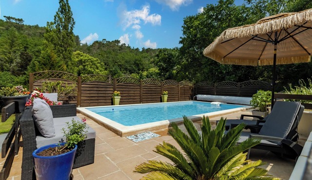 Cottage 'Les Gaps En Périgord Noir' with Shared Pool, Terrace and Private Garden