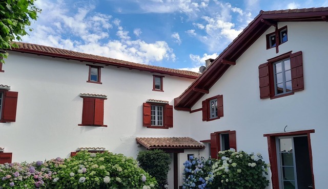 Cottage located in a natural environment, located between sea and mountain.