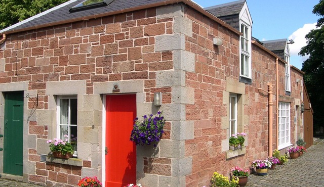 Cottage Located In A Stunning South Facing Two Acre Private Garden Setting