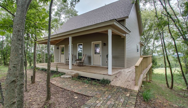 Cottage located on 200+ acre farm