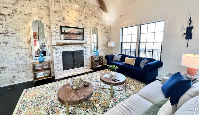 Cottage Loft at Trinity View Farm. Fantastic views of rolling hills in TN!