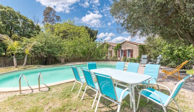 Cottage 'Maison Location' with Private Pool, Wi-Fi and Air Conditioning