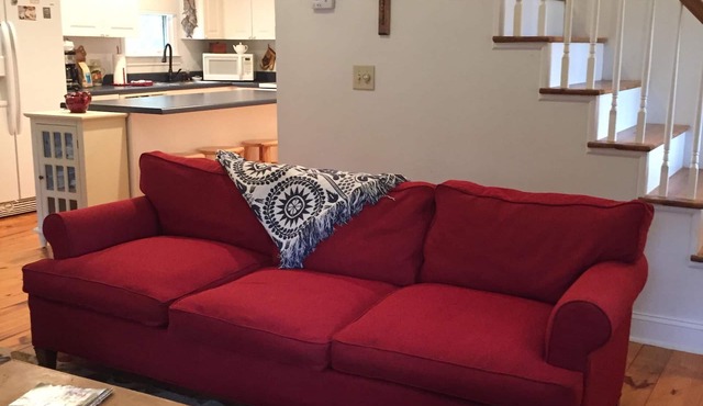 Cottage Near 2 Golf Courses, MSU, CAFB