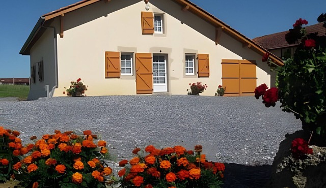 Cottage near Dax and the Landes Coast with Private Terrace, Garden and Wi-Fi