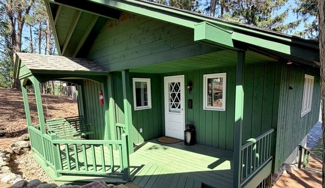 Cottage near Devils lake and Wisconsin Dells