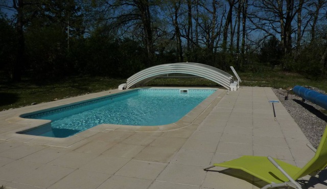 Cottage near Lascaux, Dordogne valley, all comfort with swimming pool