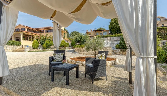 Cottage Nilda I