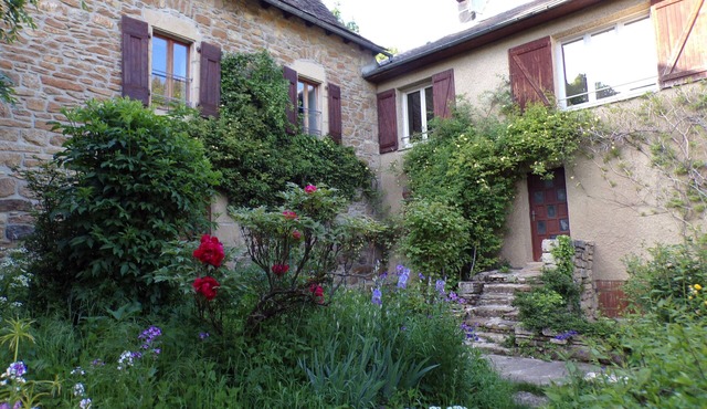 COTTAGE OF LIRIO DU GEVAUDAN FULL HEART OF LOZERE IDEAL FOR 10/12 ADULTS