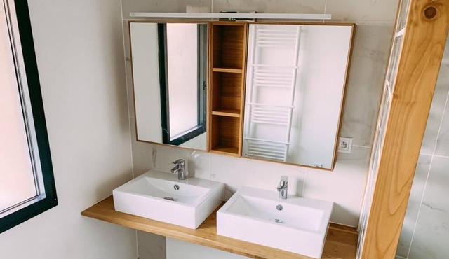 COTTAGE OF THE RED HOUSES ON THE EDGE OF THE VINES