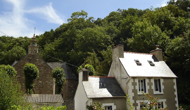 Cottage of the quiet chapel, 12km from the Beach ...