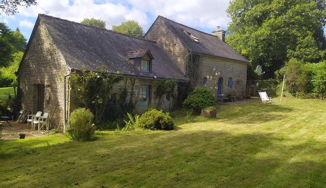 Cottage off the Olde Mill