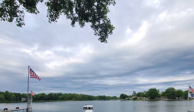 Cottage on Big Lake Columbia City IN