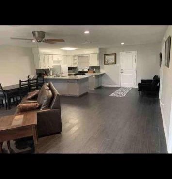 Cottage on Lake Granbury