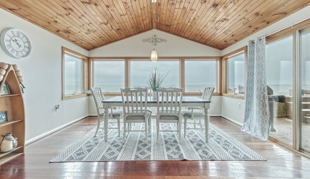 Cottage on Lake Ontario