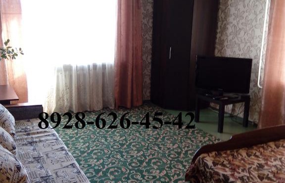 Cottage on Lenina 10