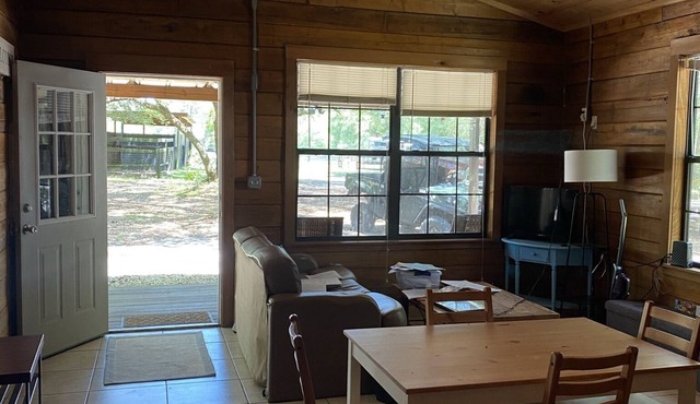 Cottage on Private farm. Close to horse shows and scuba diving