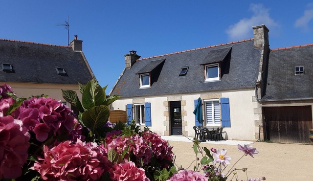 Cottage on the farm 85 m2 4 people 5 mins beach Côte de Granit Rose Trébeurden