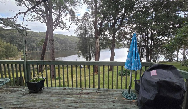 Cottage On The Lake S