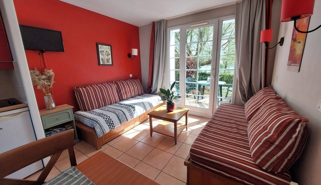 Cottage on the shores of Lake Marciac