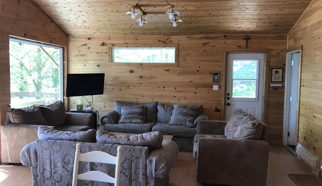 Cottage on the water in Muskoka Lakes