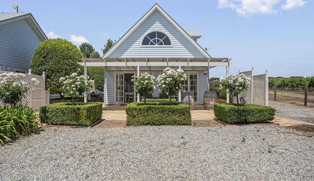 Cottage On Vines ~ Aldinga - Welcome to Cottage On Vines
