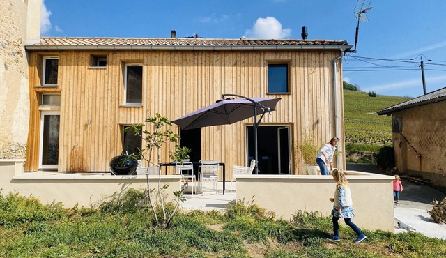 Cottage Peacefully Nestled in the Heart of Beaujolais
