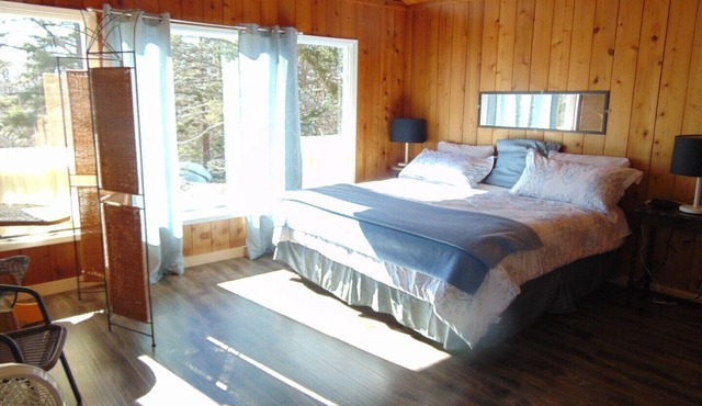 Cottage property Whitepoint Estates