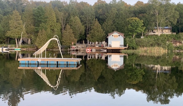 Cottage Rental 5 bedroom- Bancroft, Ontario, Canada.