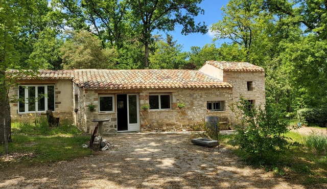Cottage rental Gaillac countryside