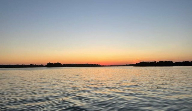 Cottage right on the lake; 2 separate properties available!